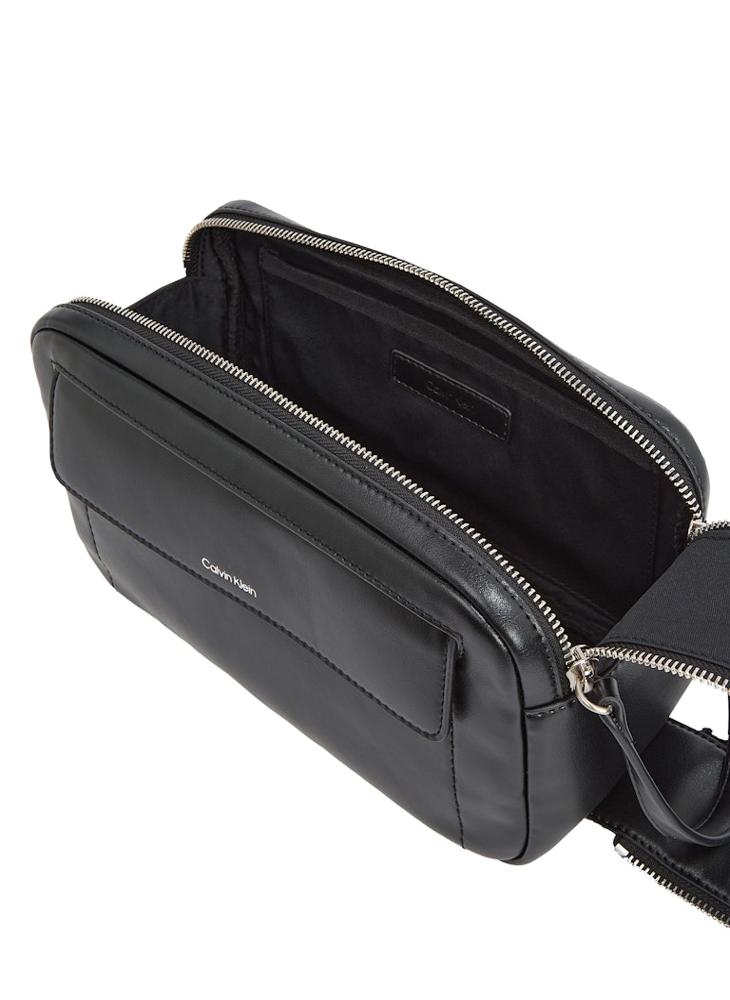 buy-calvin-klein-sleek-wash-bag_gxy