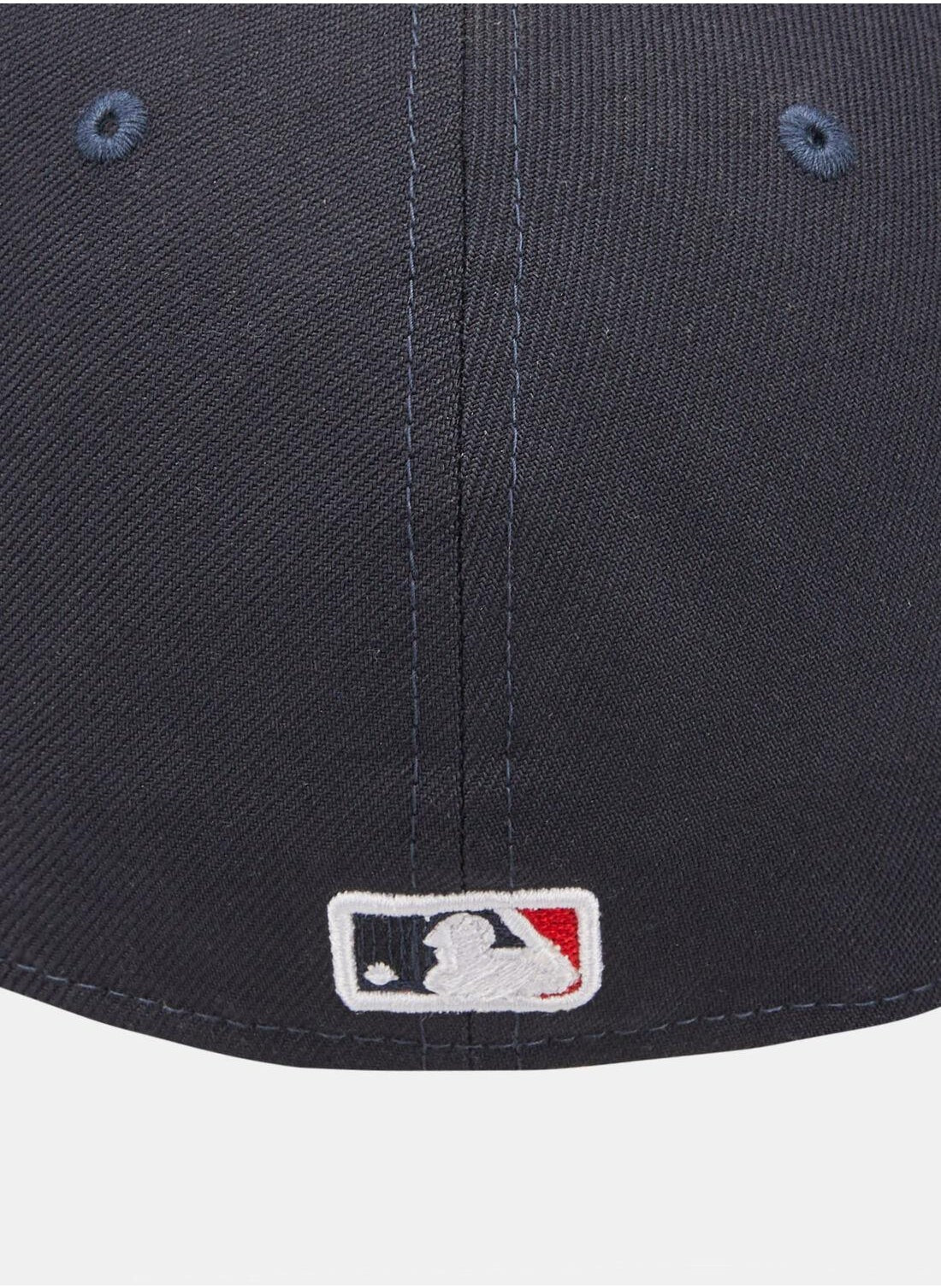 buy-new-era-men-s-boston-red-sox-authentic-on-field-game-59fifty-cap_tip