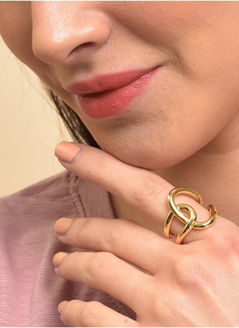 buy-sohi-adjustable-contemporary-finger-ring_kn1