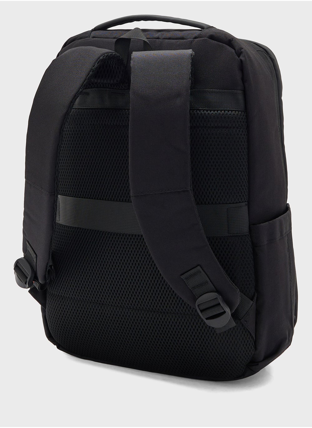 buy-robert-wood-casual-backpack-with-padded-support-and-usb-port_1hx