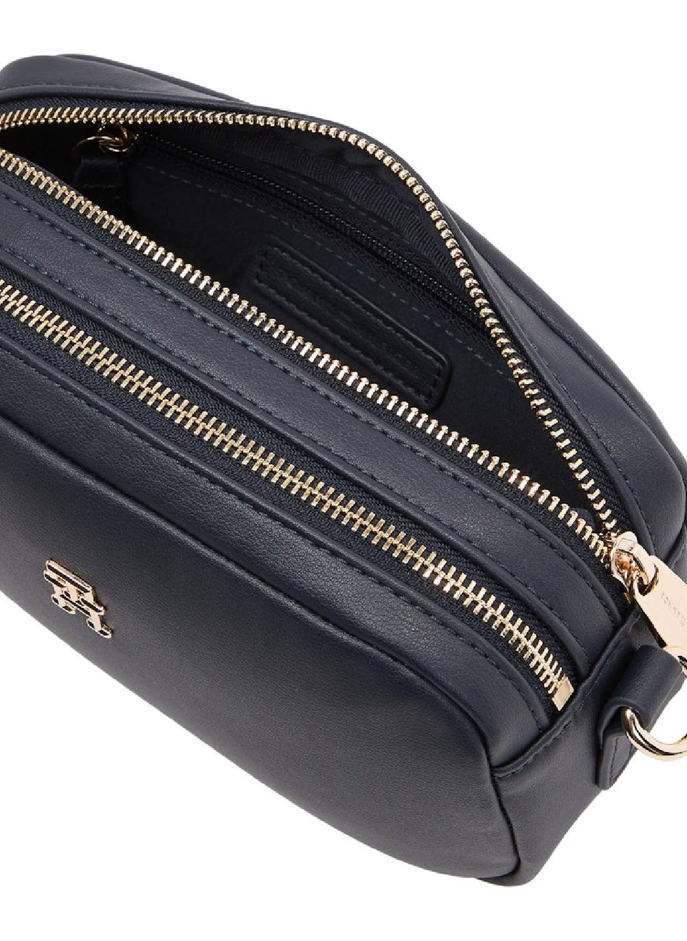 buy-tommy-hilfiger-th-monogram-plaque-camera-bag_15j