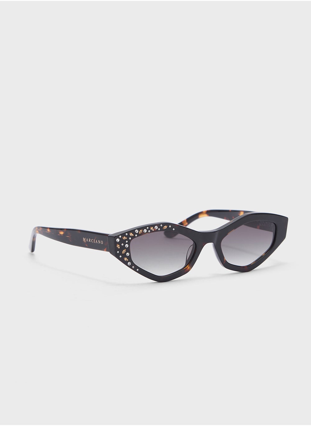 buy-guess-wayfarers-sunglasses_q9e