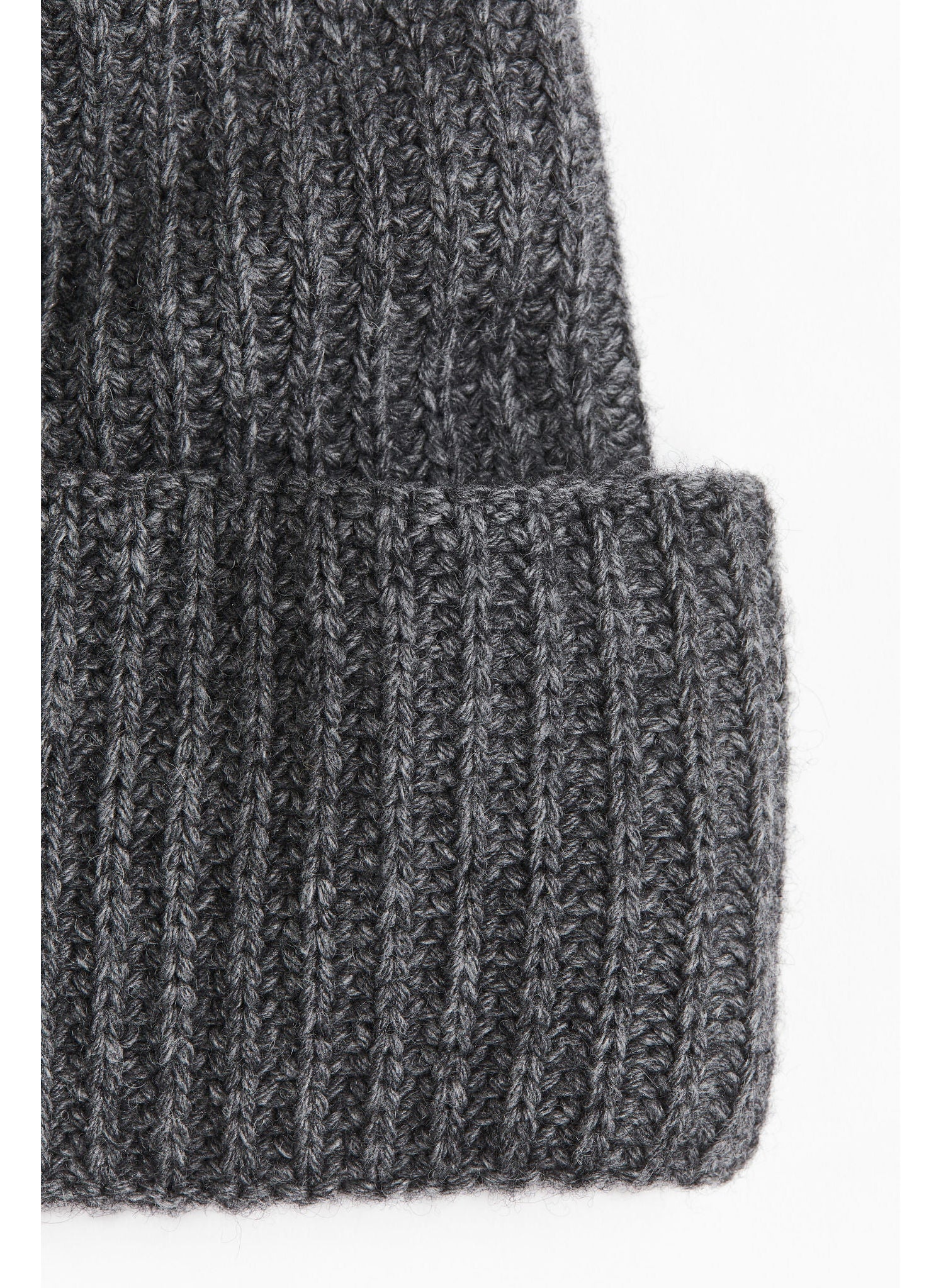 buy-h-m-ribbed-wool-blend-hat_5d2