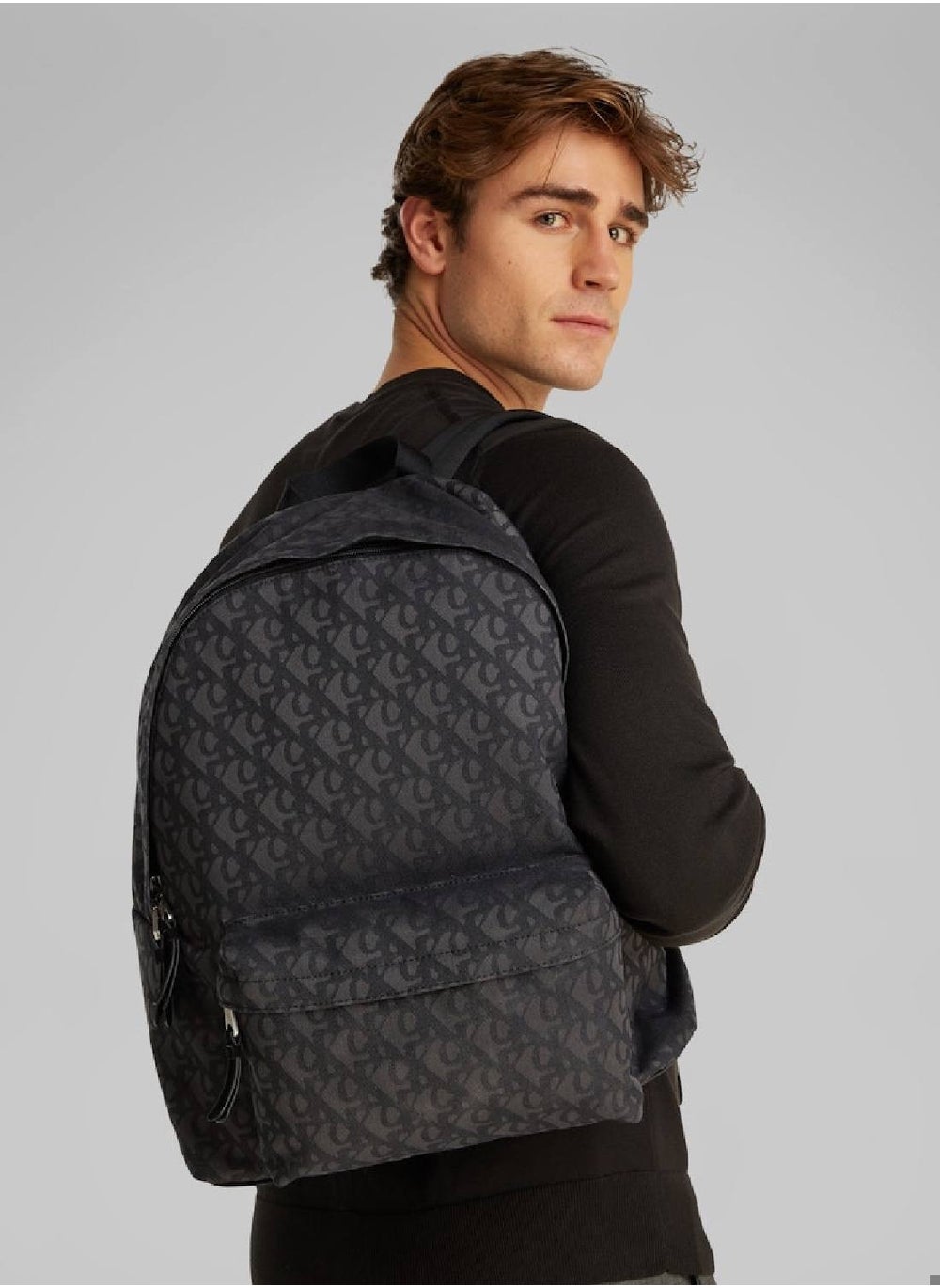 buy-calvin-klein-jeans-logo-backpack_pcz