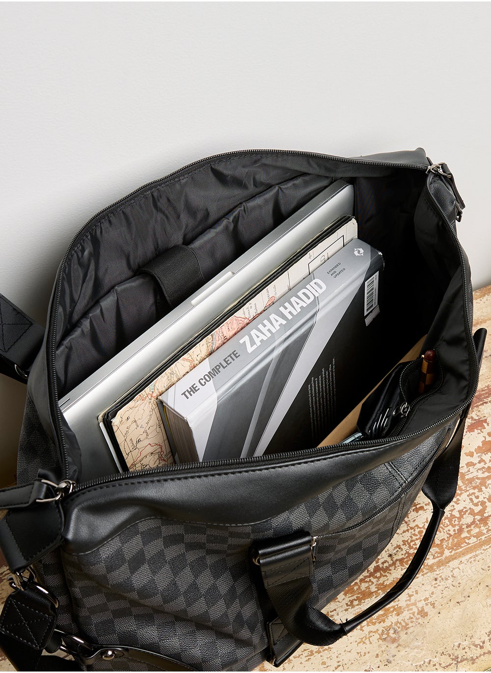 buy-robert-wood-printed-duffle-bag_qoa