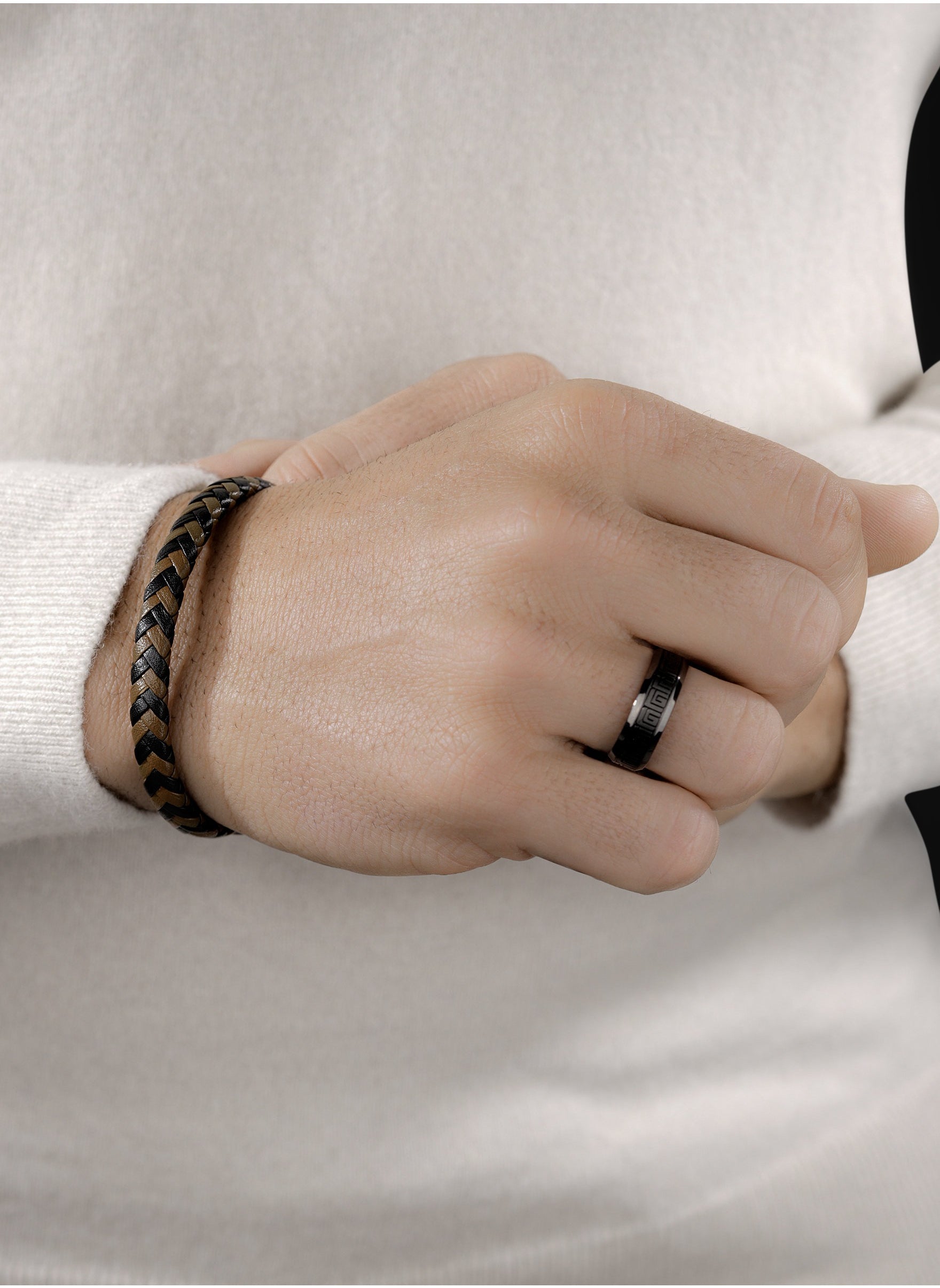 buy-guy-laroche-adam-black-and-brown-braided-bracelet-for-men_jg0