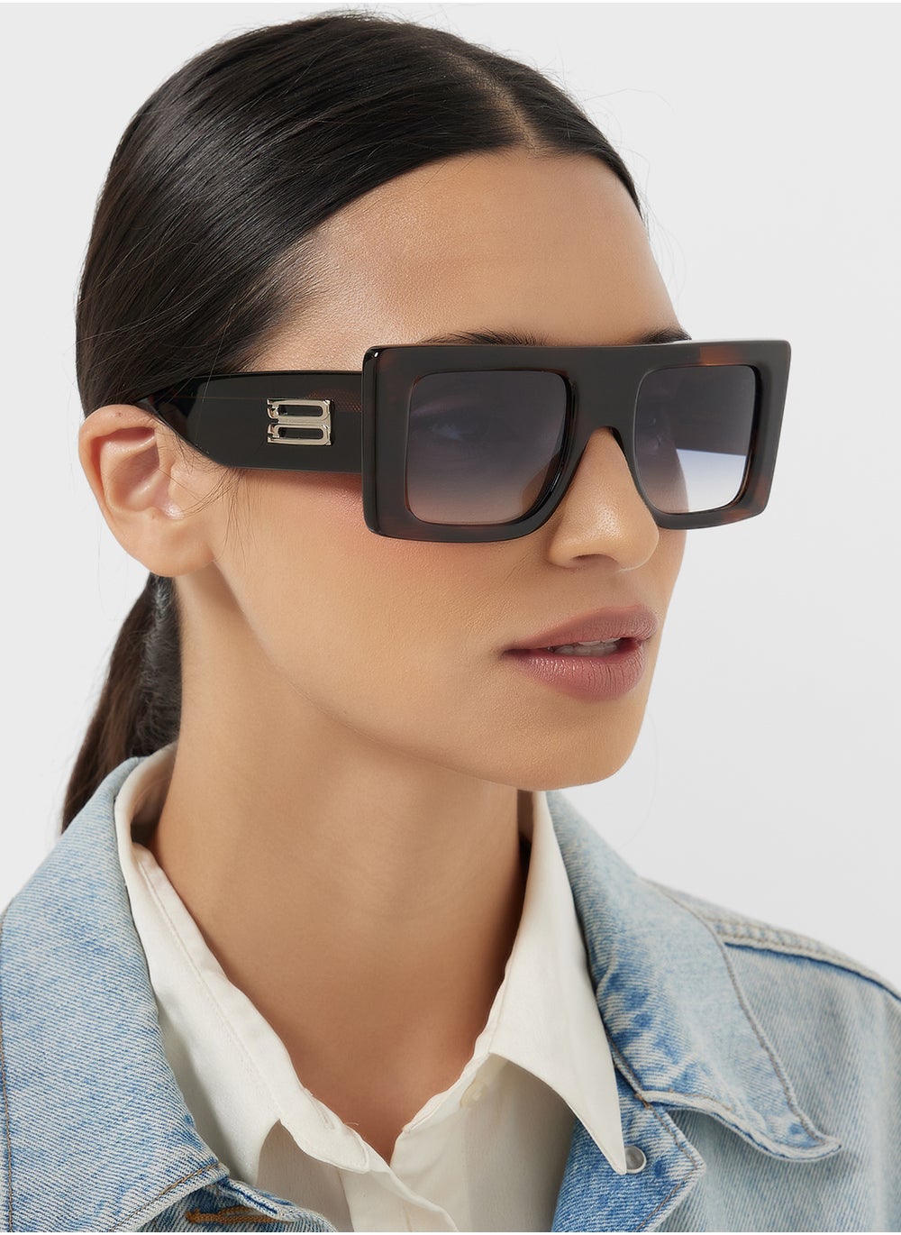 buy-victoria-beckham-square-sunglasses_440