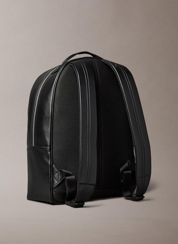 buy-calvin-klein-jeans-logo-detailed-top-handle-zip-over-backpack_jux