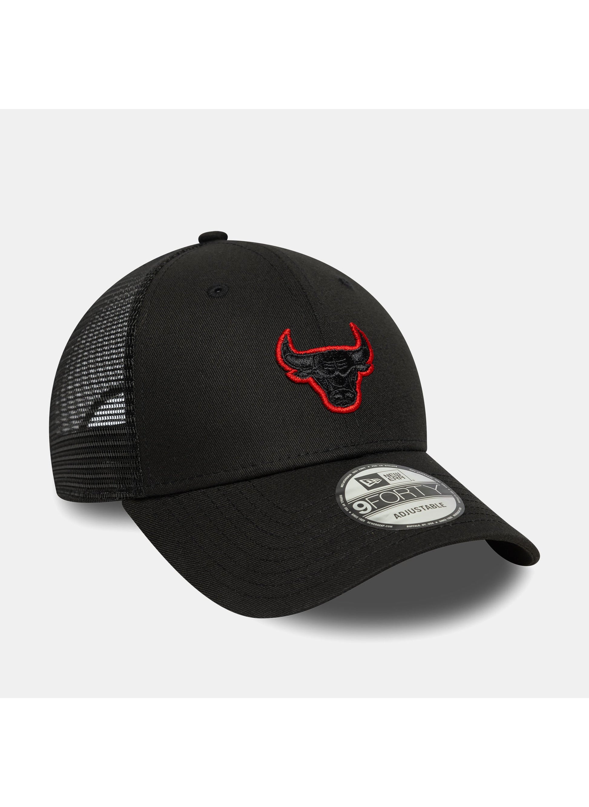 buy-new-era-men-s-nba-chicago-bulls-9forty-trucker-cap_hht