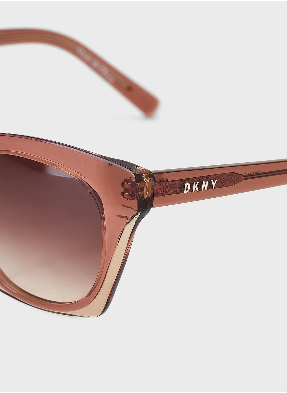 buy-dkny-wayfarer-sunglasses_078