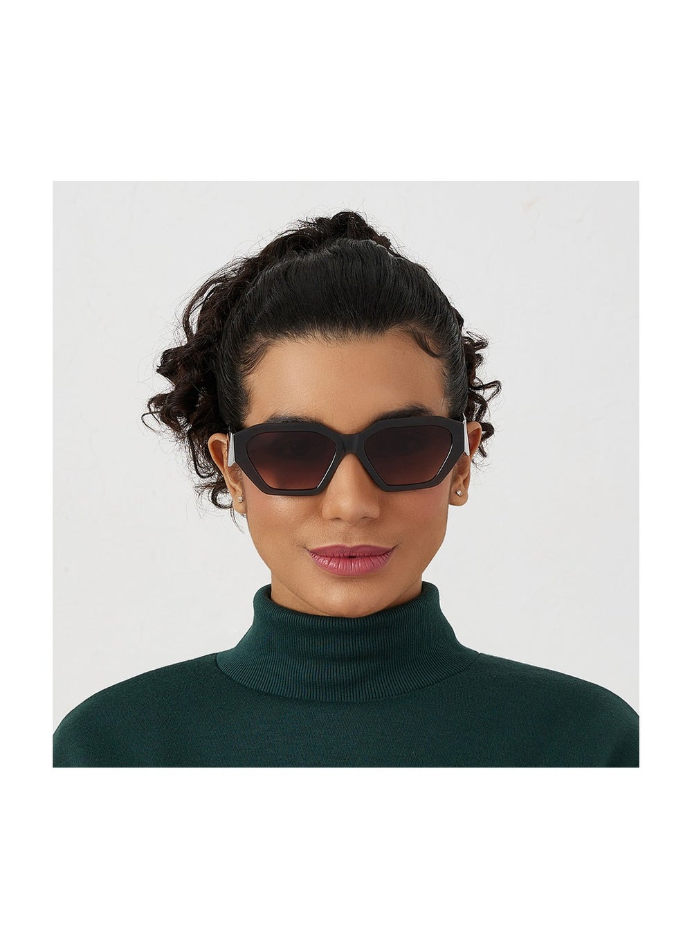 buy-blackout-blackout-theta-women-s-hexagon-sunglasses-with-uv400-protection_eb0