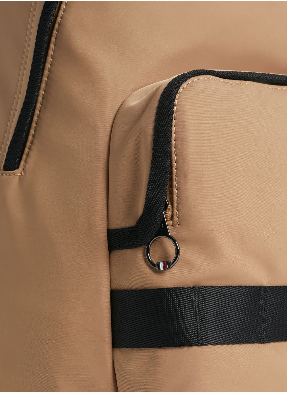 buy-tommy-hilfiger-monotype-dome-backpack_r6o