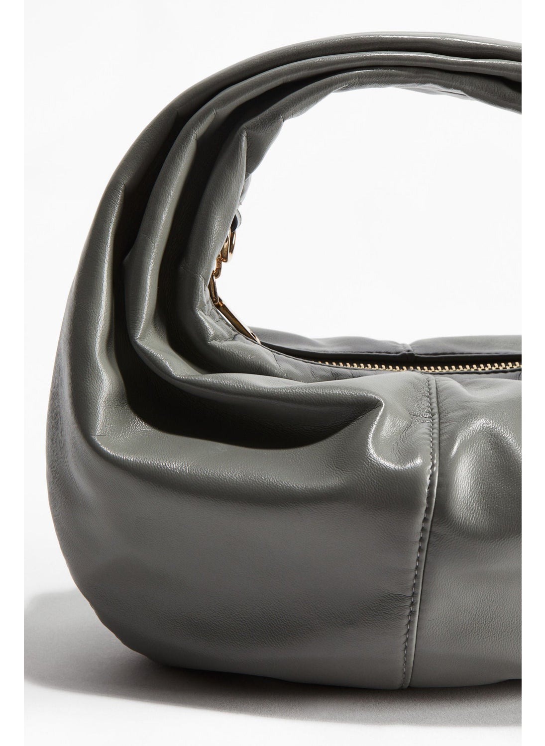 buy-h-m-rounded-crossbody-bag_4xr