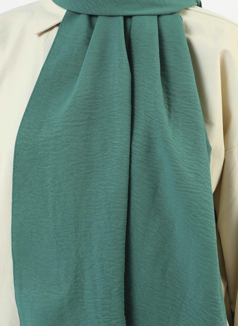 buy-tuva-shawl-by-modanisa-shawl-emerald-modanisa_mqr