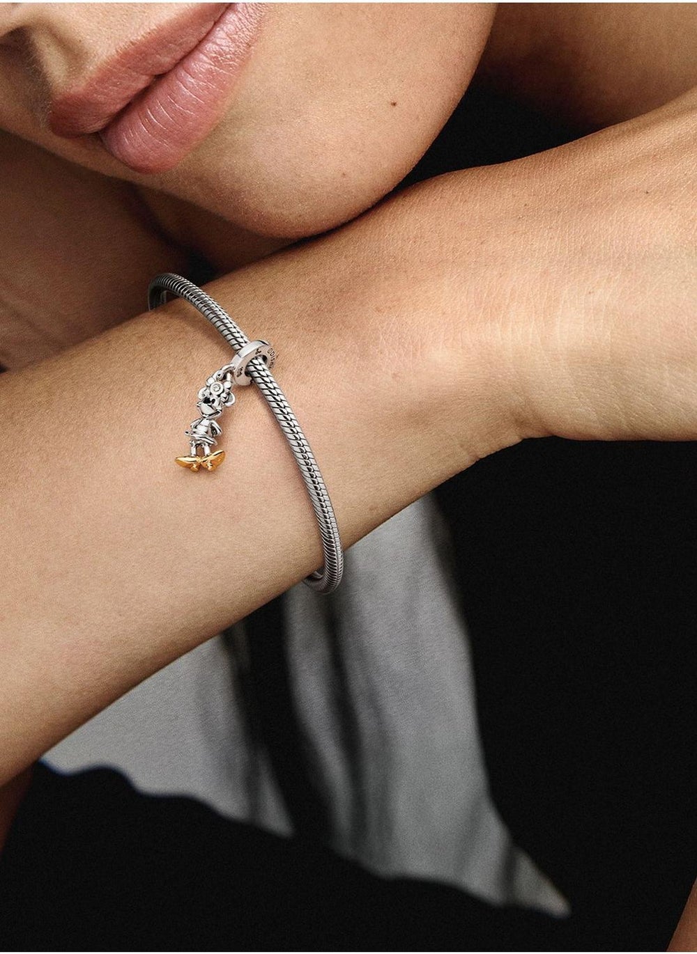 buy-pandora-disney-100-minnie-sterling-charm_v2n