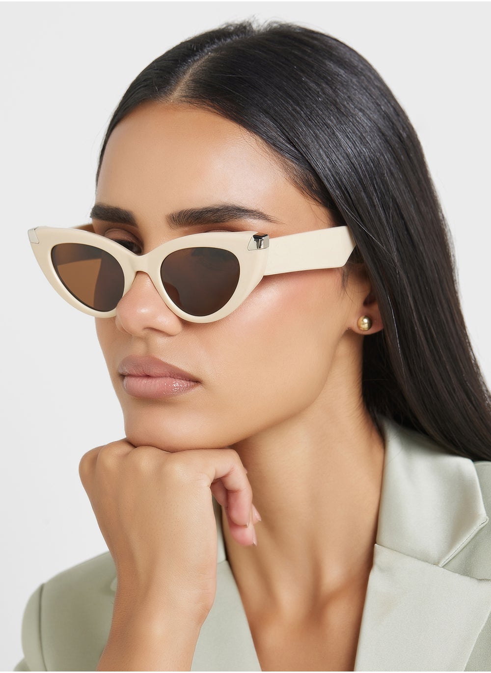 buy-ella-wider-arm-cat-eye-sunglasses_vie