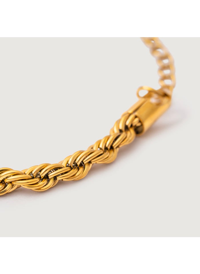 buy-noya-18k-gold-plated-meghan-interlock-necklace_kkq
