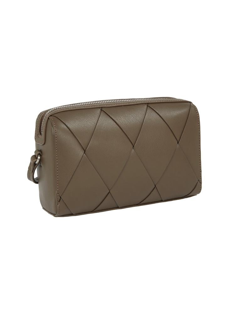 buy-calvin-klein-camera-bag_vee