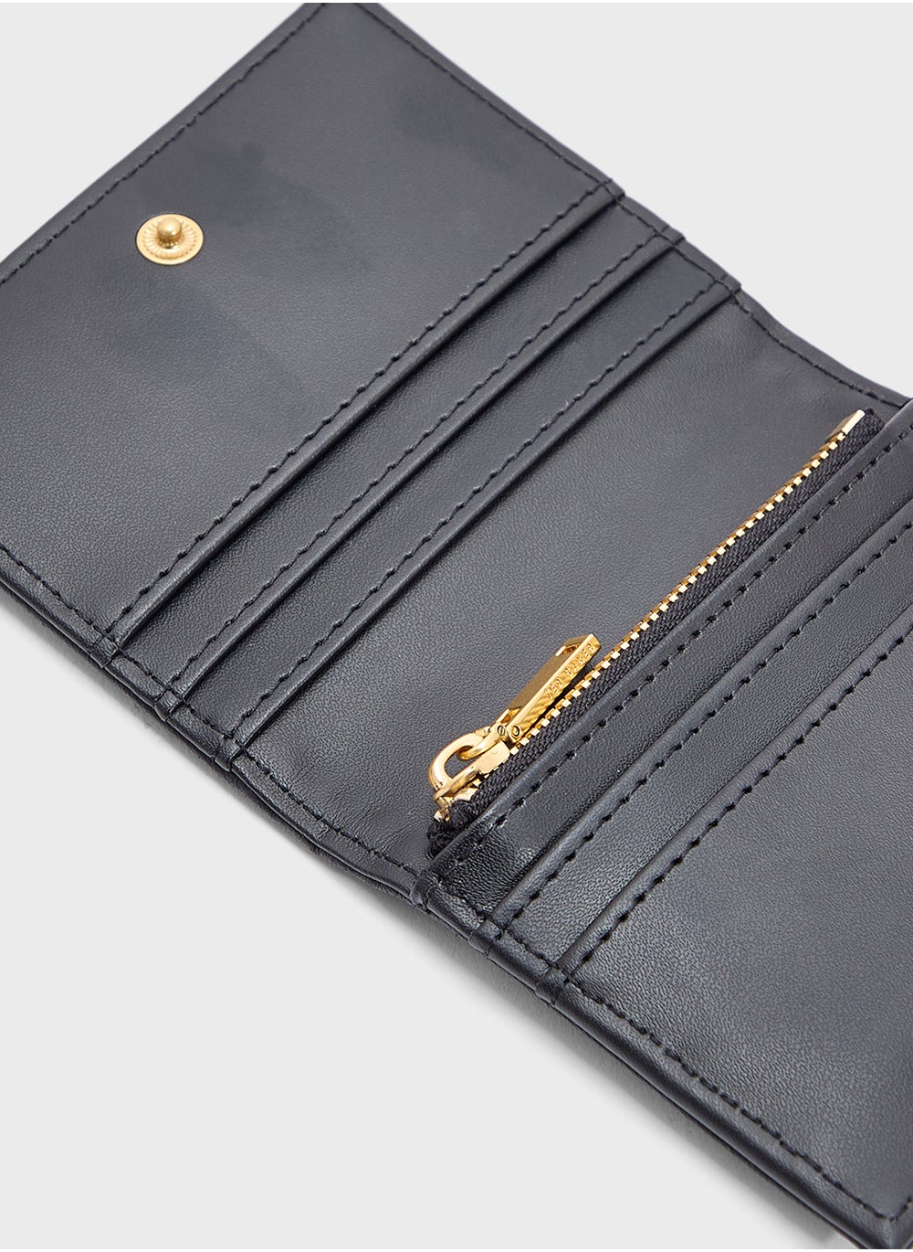 buy-ted-baker-marloo-tb-script-fold-over-card-holder_eir
