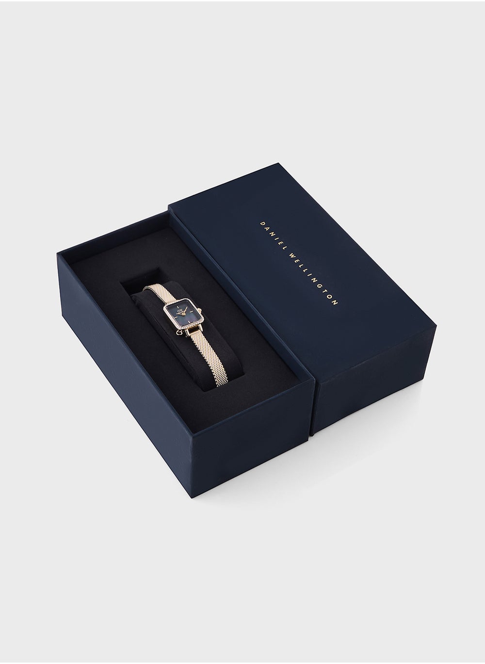 buy-daniel-wellington-quadro-18mm-yellow-gold-watch_kr5