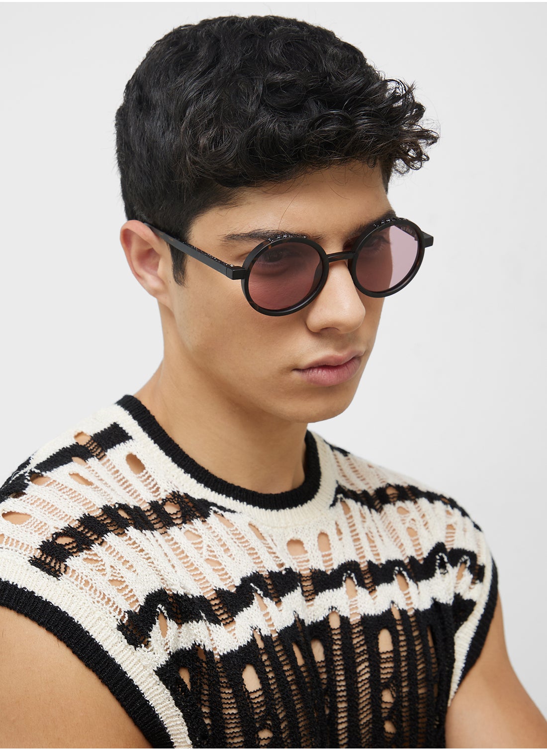 buy-guess-round-sunglasses_ghj