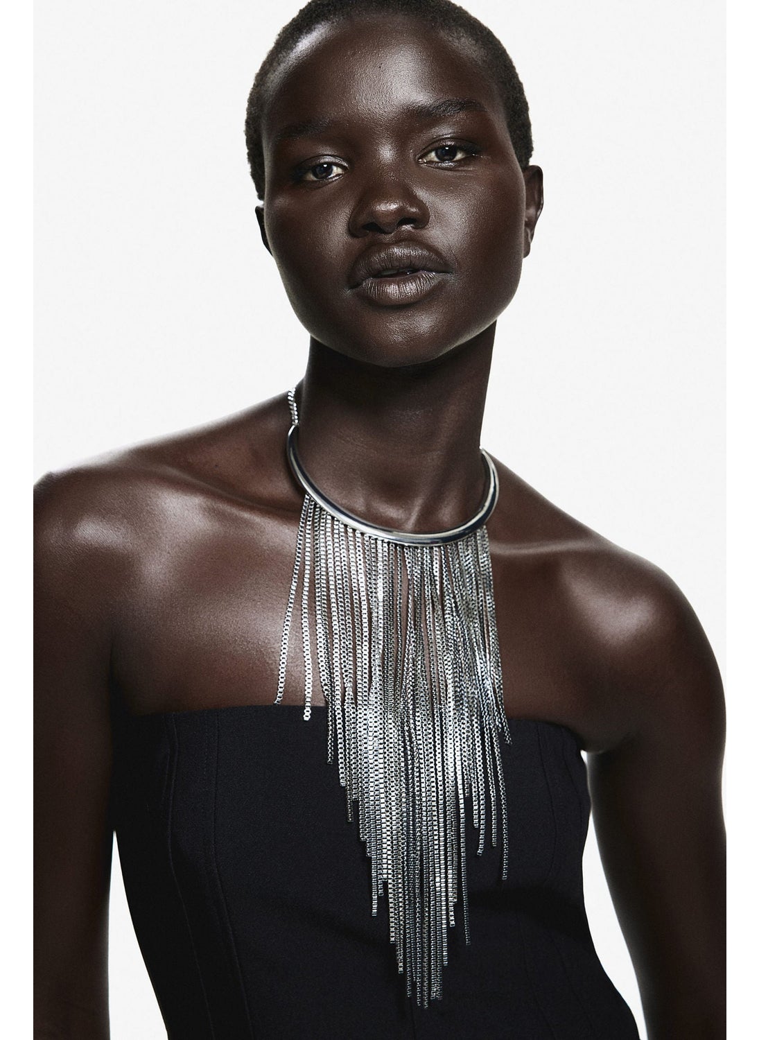 buy-h-m-fringed-statement-necklace_dem