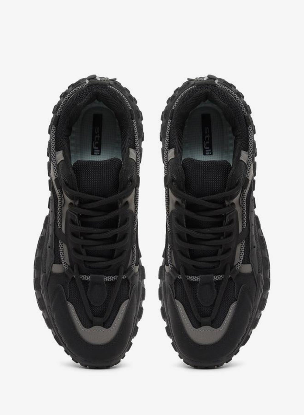 buy-styli-styli-abstract-lace-design-chunky-sole-lace-up-sneakers_ffi