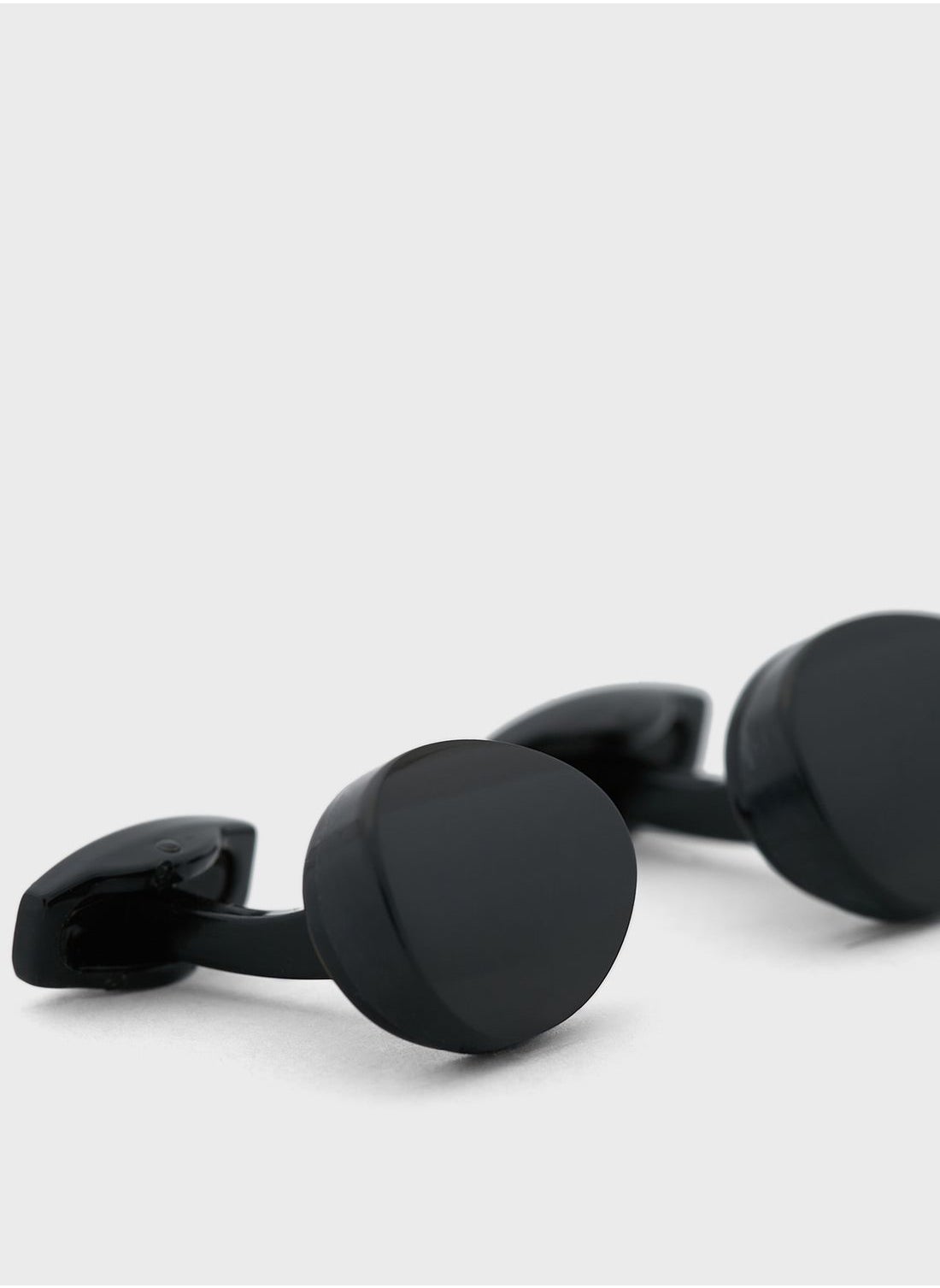 buy-robert-wood-oval-design-cufflink-in-gift-box_169