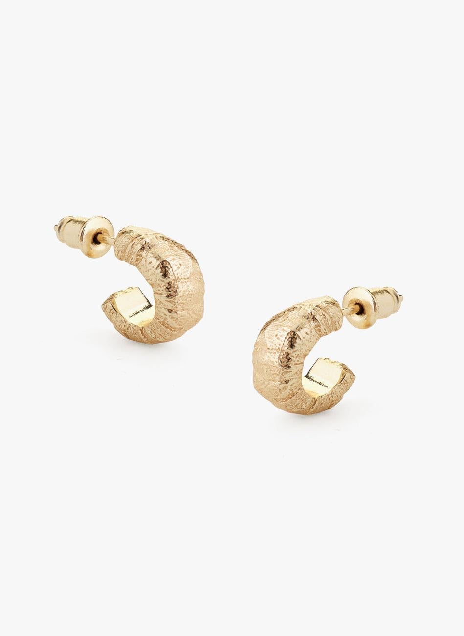 buy-tutti-co-cast-earrings-gold_umf