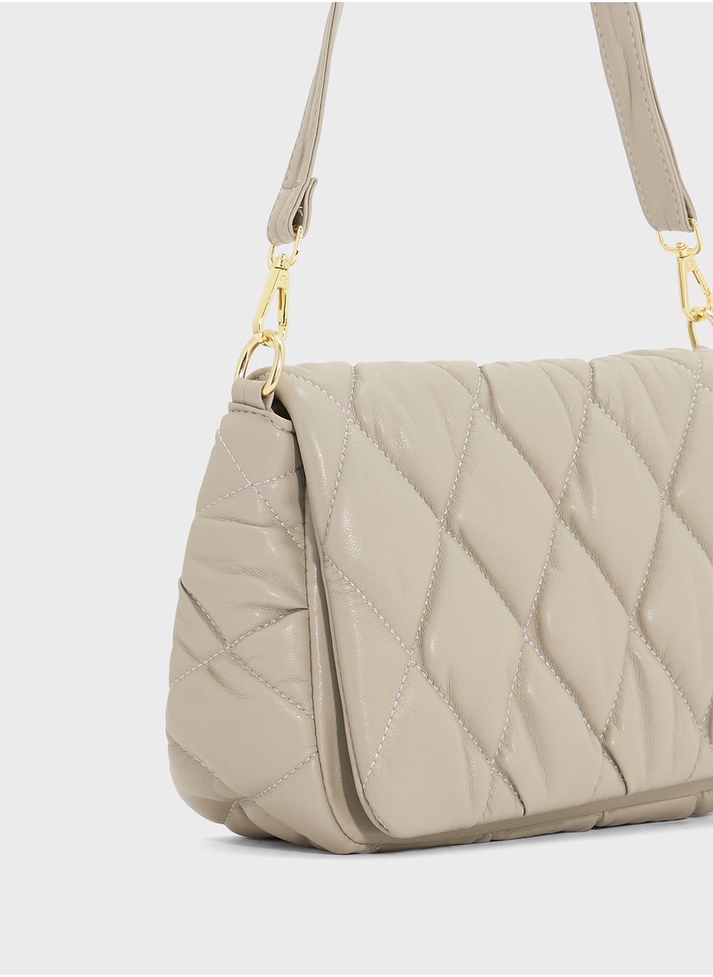 buy-ella-quilted-crossbody-bag_znu