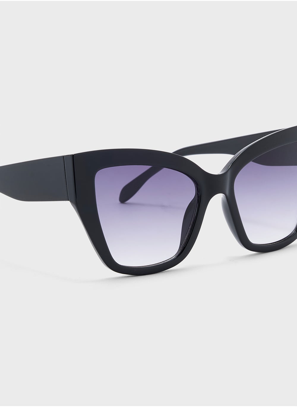 buy-ella-cat-eye-sunglasses_l1l
