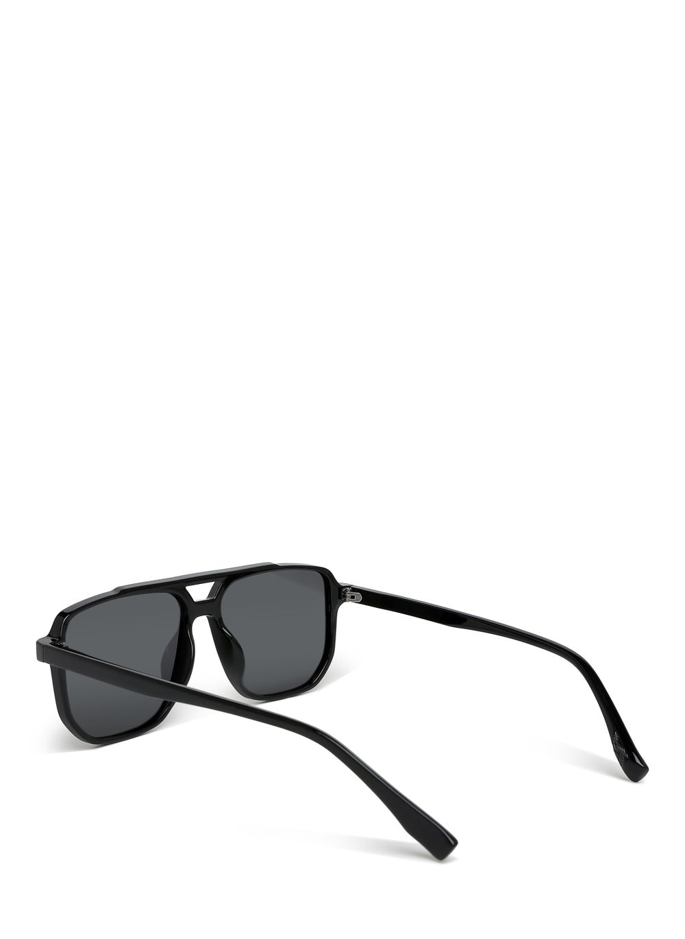 buy-london-rag-thin-rim-navigator-sunglasses-in-black_mql