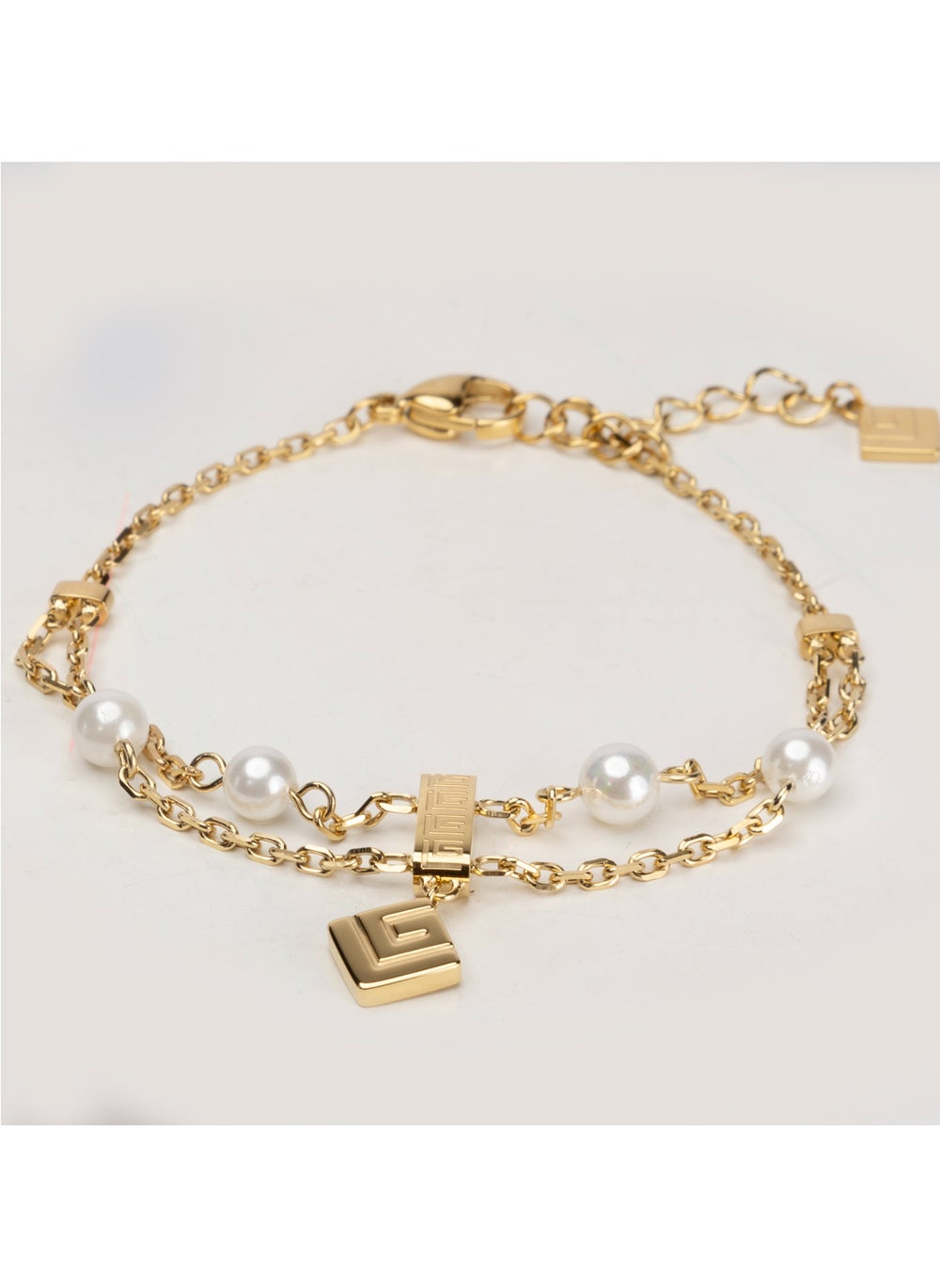 buy-guy-laroche-aline-gold-bracelet-for-women_16e