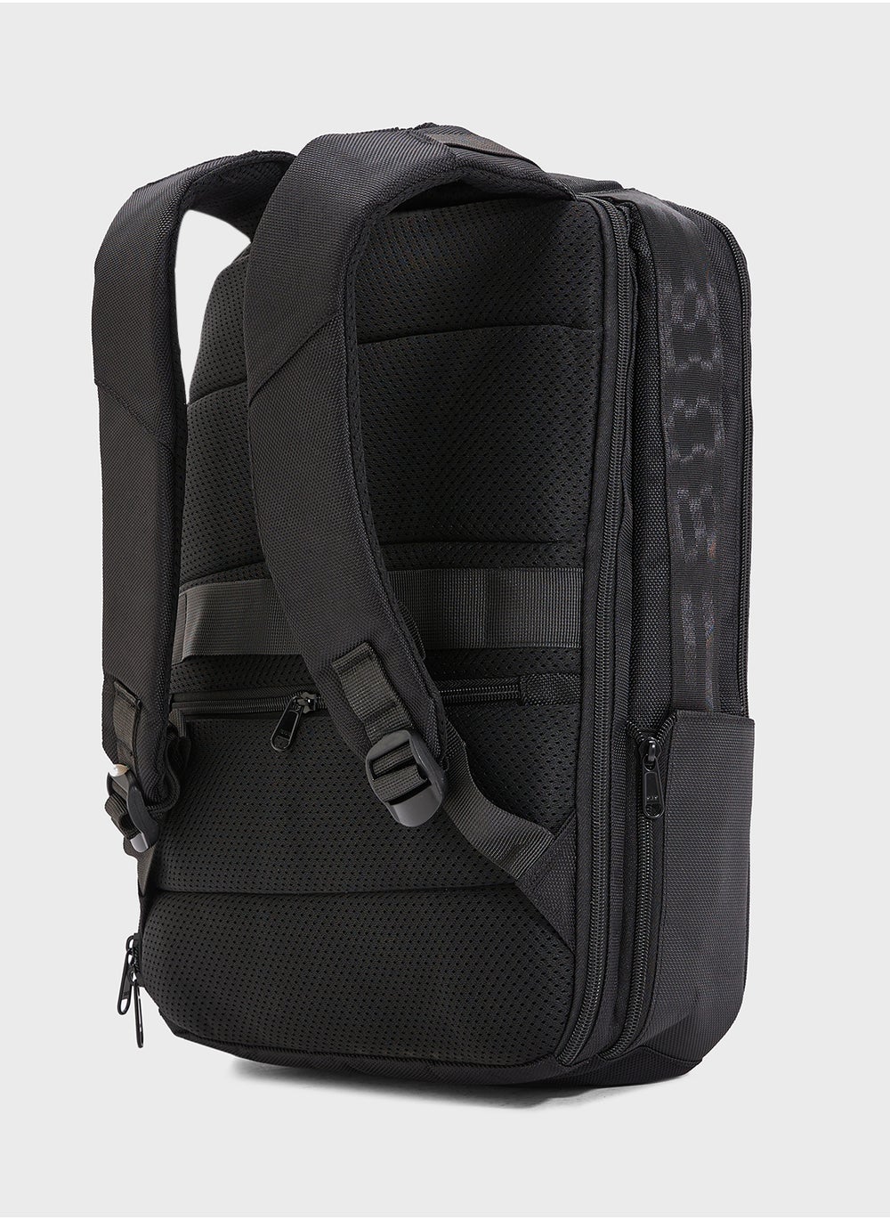 buy-robert-wood-casual-backpack_2tr