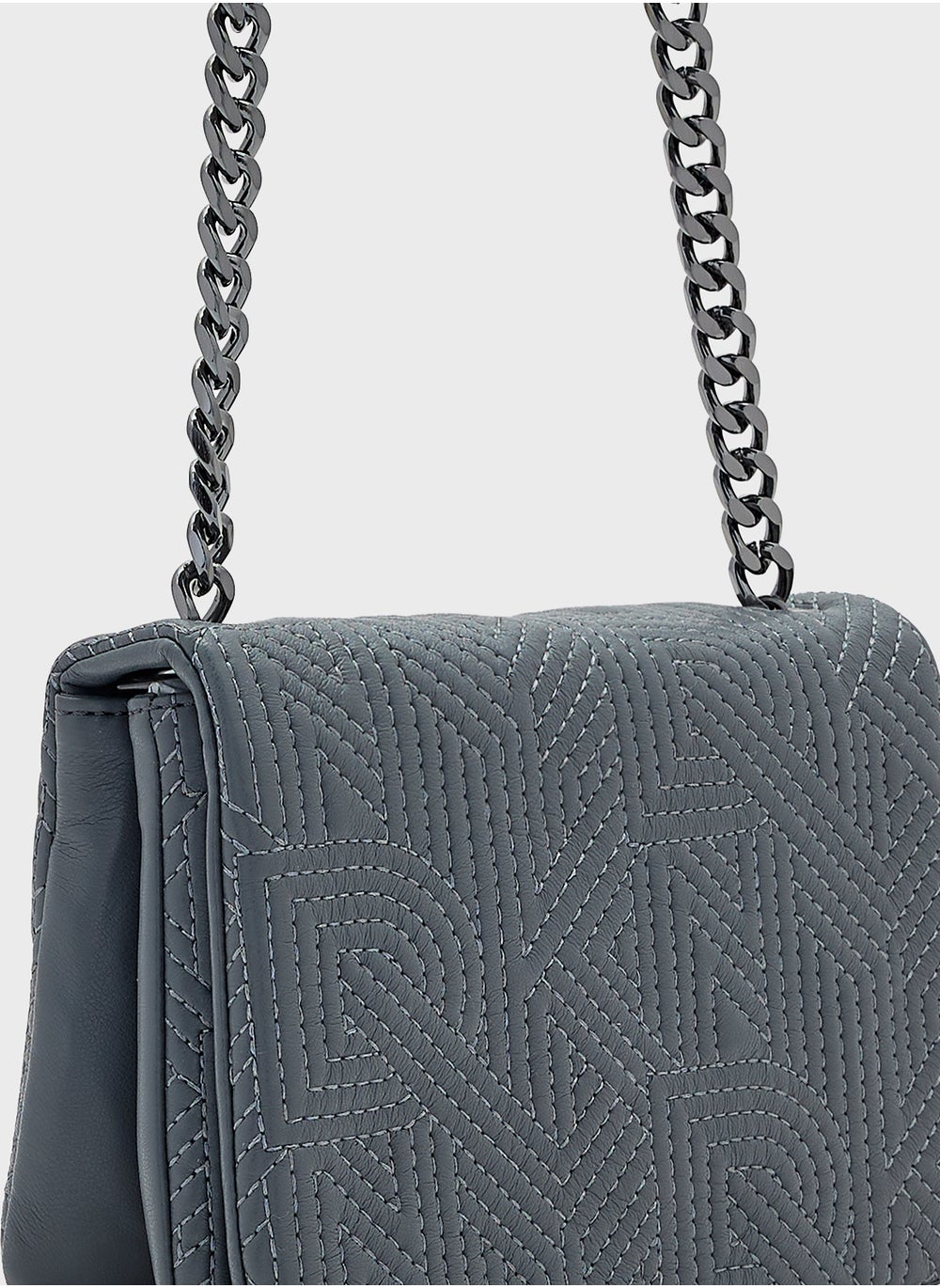 buy-dkny-desiree-flap-over-chain-detailed-crossbody_2i7