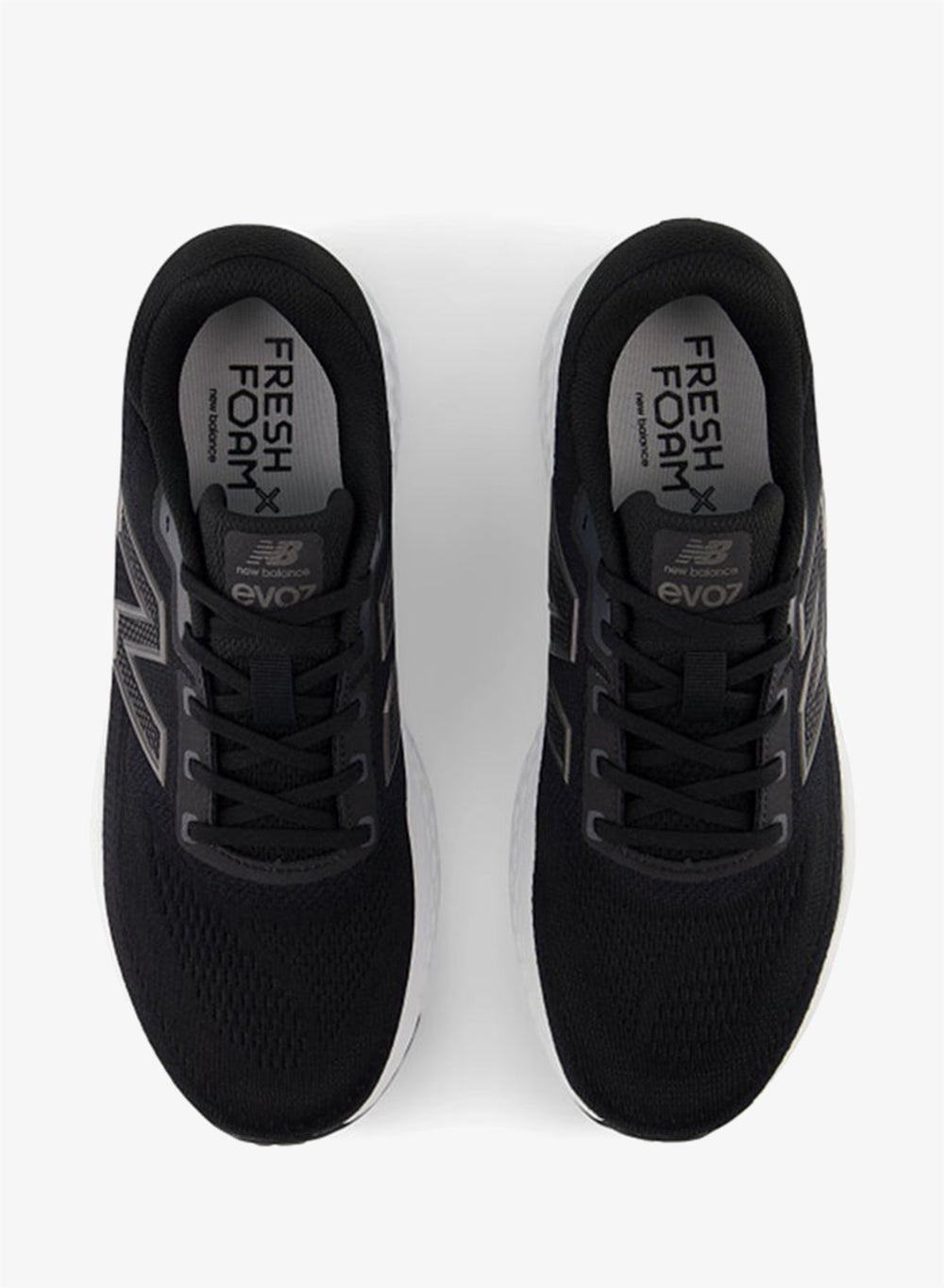 buy-new-balance-evoz-sports-shoes_lvm