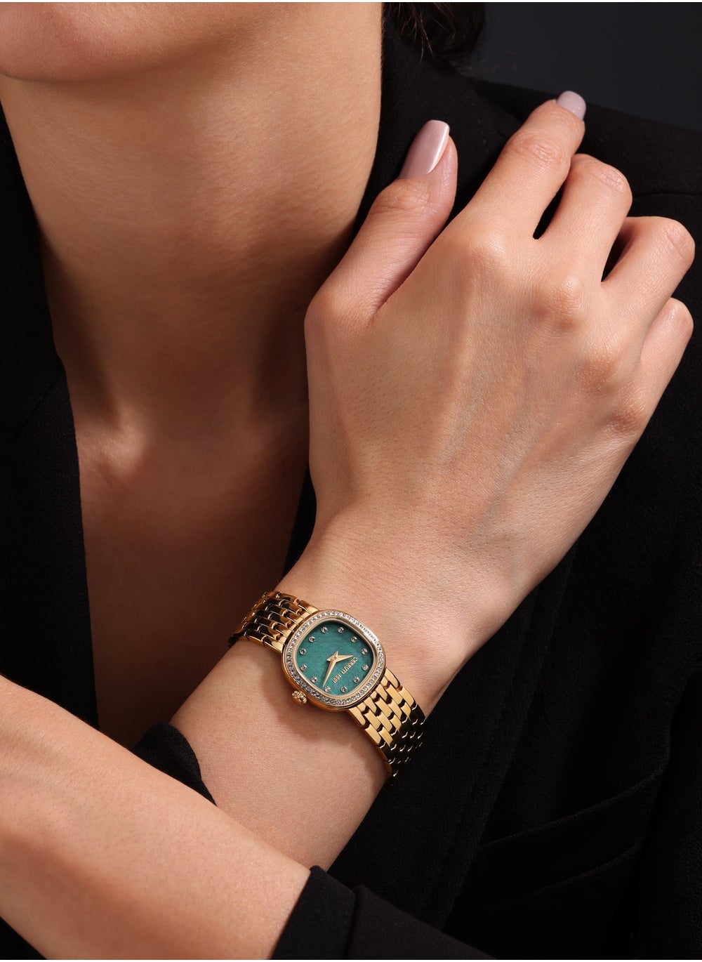 buy-cerruti-1881-gresta-analog-women-s-watch-green-smoke-mother-of-pearl-dial-crystal-indexes-gold-plated-bracelet_fmt