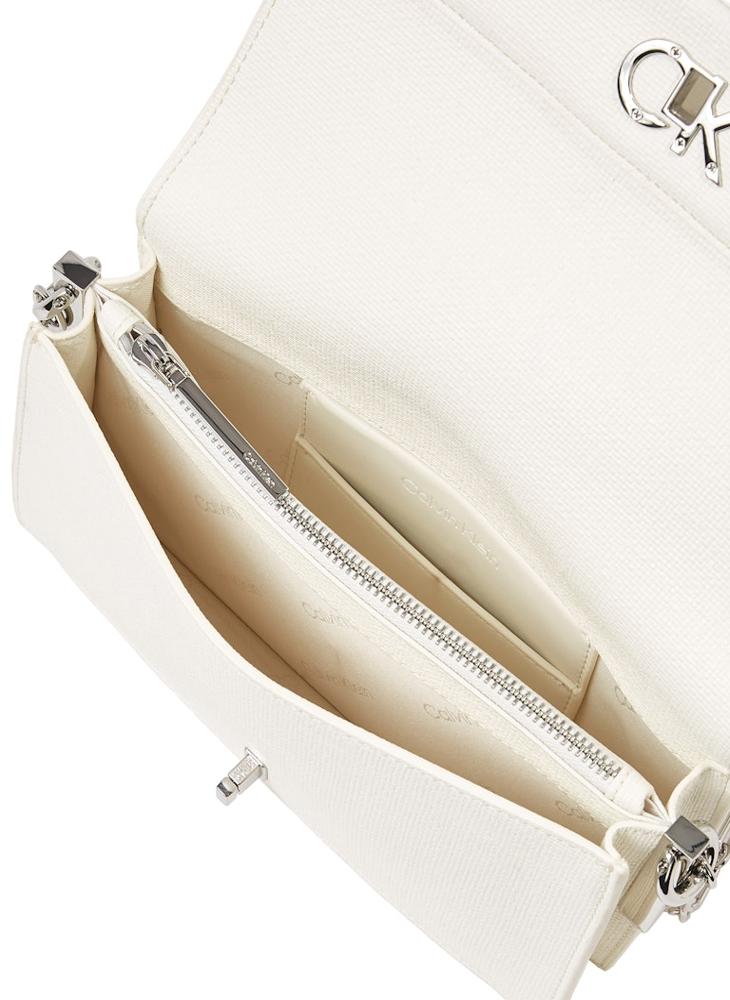 buy-calvin-klein-chain-bag_qh6