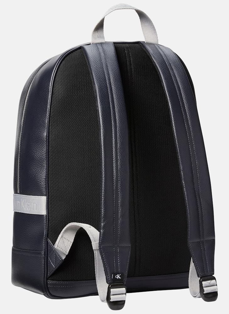 buy-calvin-klein-jeans-casual-cargo-backpack_2no
