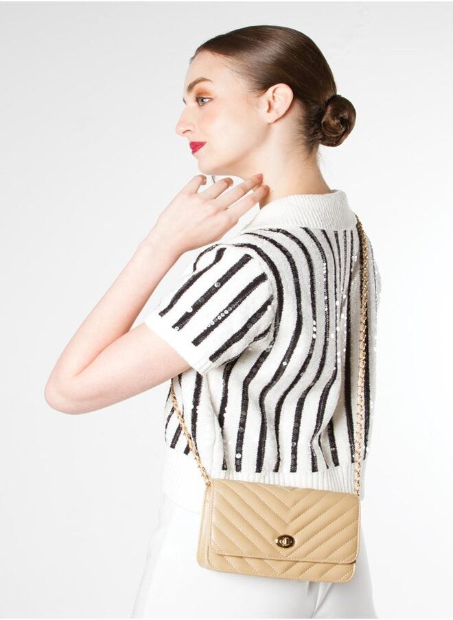 buy-vincci-quilted-chain-detailed-shoulder-bag_2ne