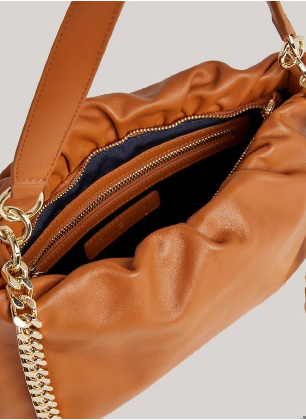 buy-tommy-hilfiger-luxe-leather-small-shoulder-bag_h0d