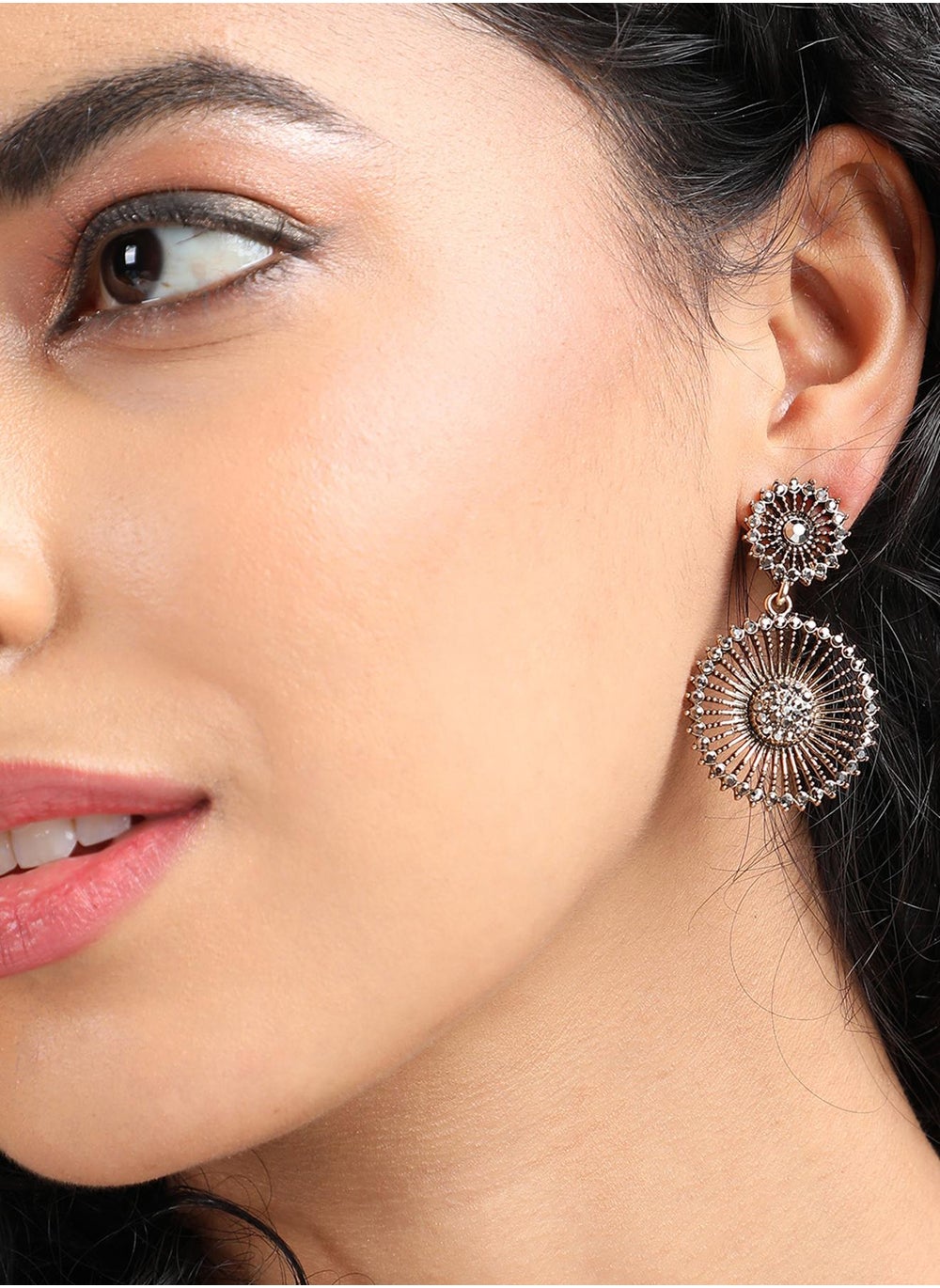 buy-sohi-crystal-lined-triangle-drop-earrings_qey