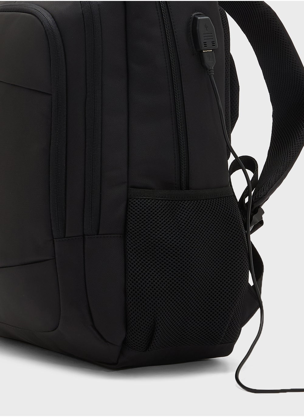 buy-robert-wood-premium-padded-back-support-backpack-with-usb-port_lwn