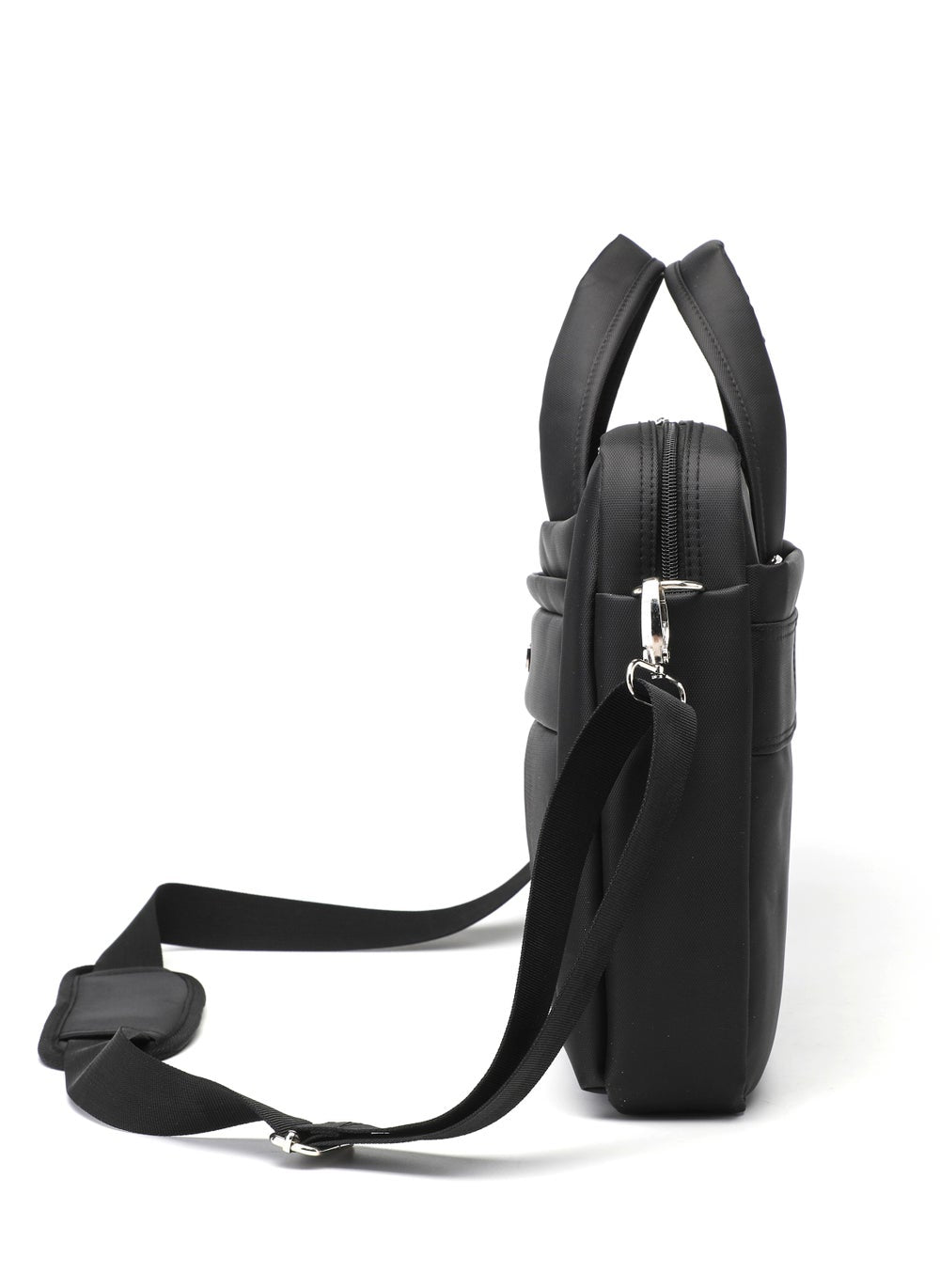 buy-senator-nylon-laptop-carrying-case-15-inch-lightweight-adjustable-shoulder-straps-business-college-school-students-kh8115-black_c4d