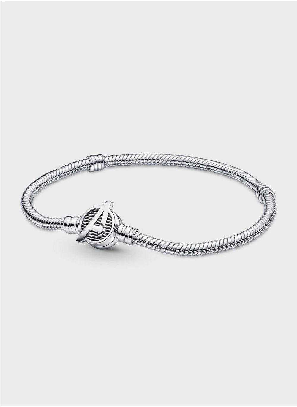 buy-pandora-pandora-moments-marvel-avengers-logo-bracelet_4zn
