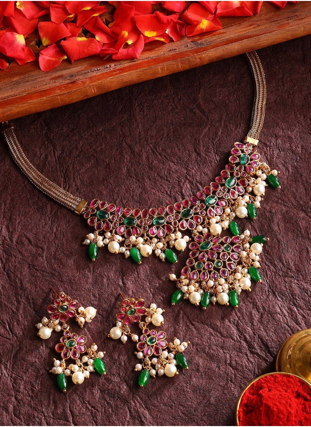 buy-priyaasi-kundan-studded-beaded-jewellery-set_3j8