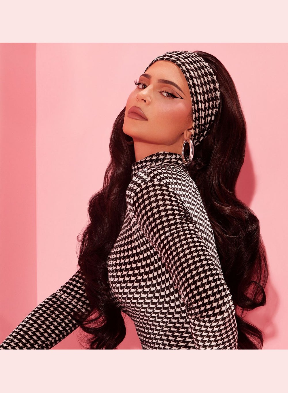 buy-kylie-cosmetics-pressed-blush-powder-336-winter-kissed_swz