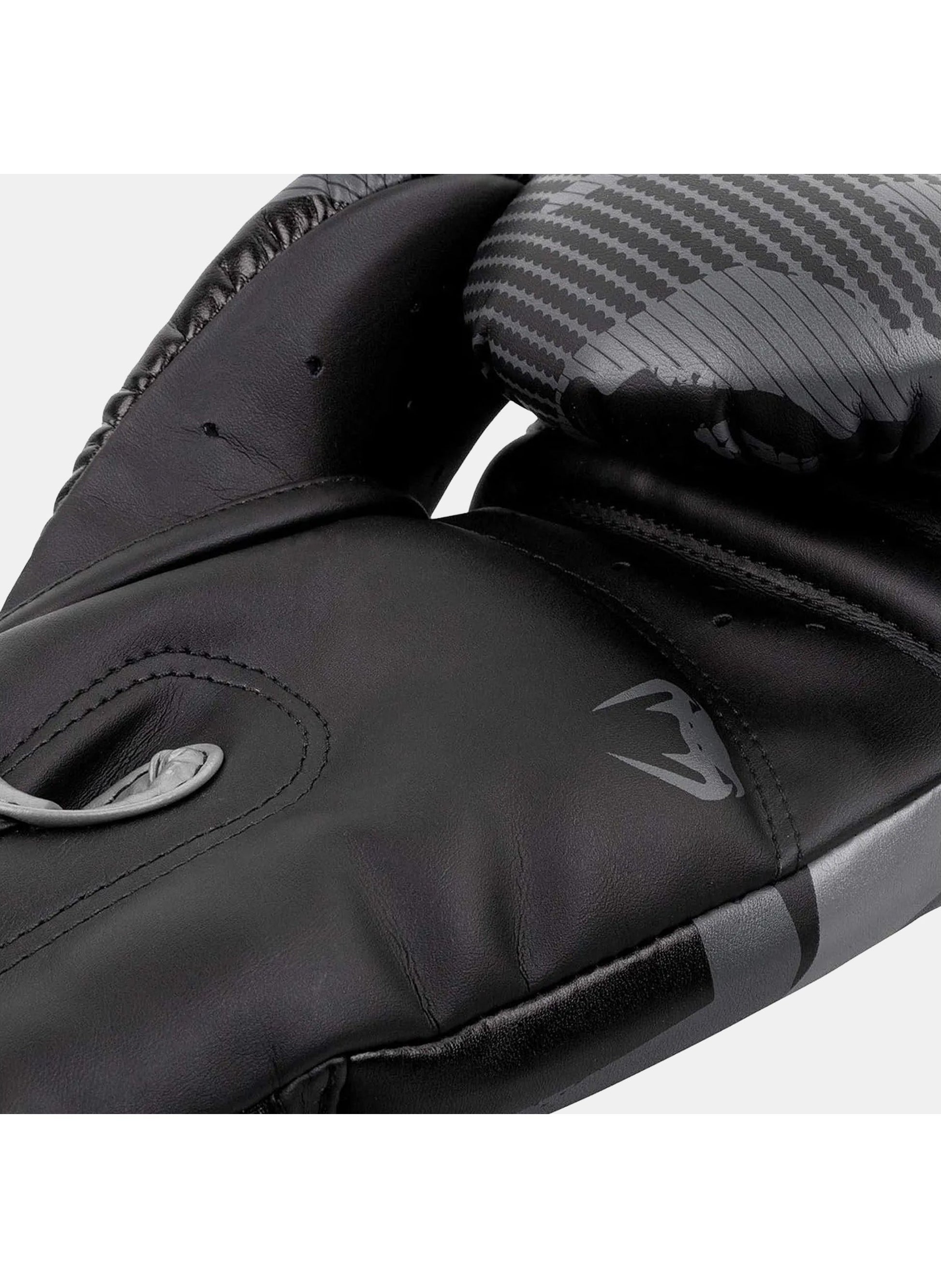 buy-venum-elite-boxing-gloves_j7j