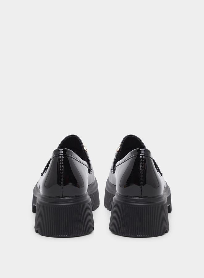 buy-styli-styli-women-black-patent-leather-look-loafers_8ek