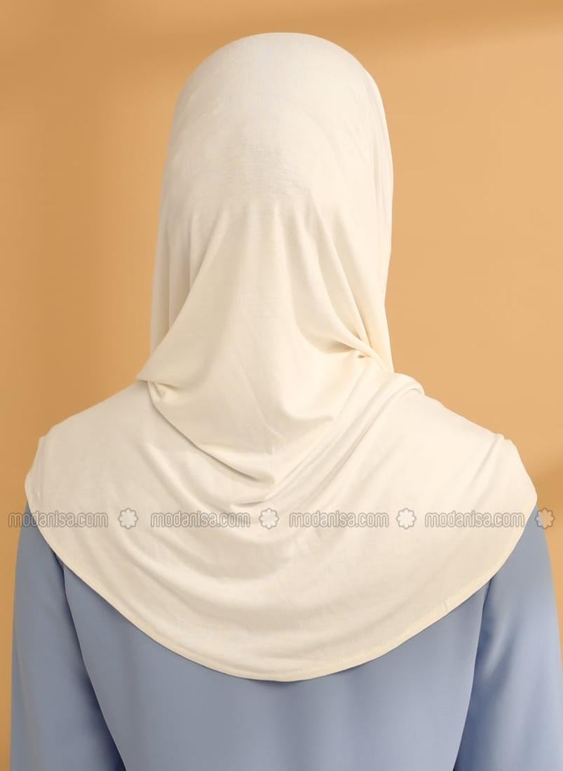 buy-tuva-shawl-by-modanisa-ecru-plain-instant-scarf-tuva_lz3